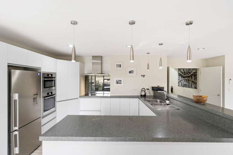 130 Onetaunga Road_5