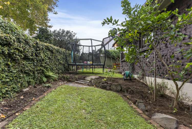 2/11 Regia Close Half Moon Bay_1