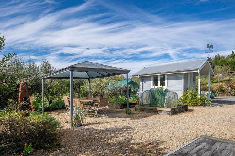 364 The Coastal Highway Redwood Valley_6