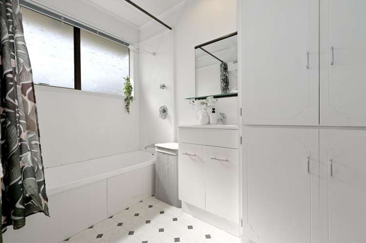 2A Westwood Street Bellevue_15