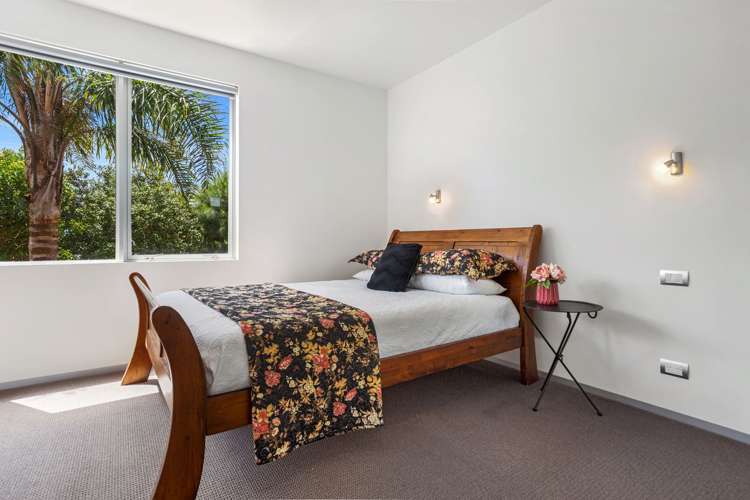 12 Dunlop Drive Pauanui_23