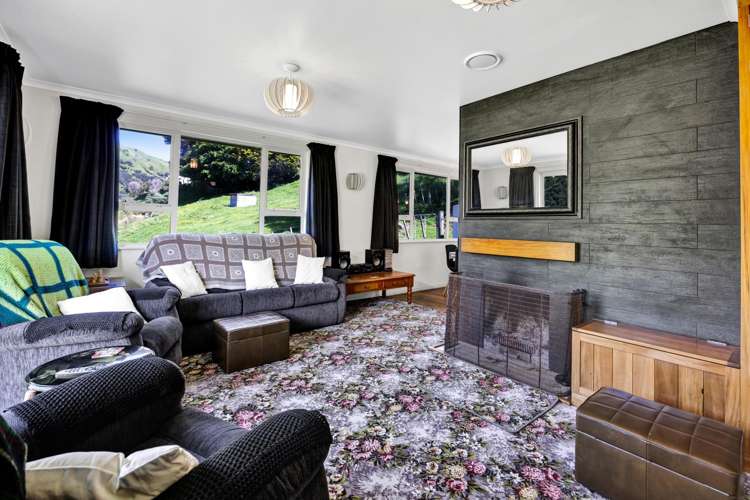 48A-B Whangamomona Road Whangamomona_1