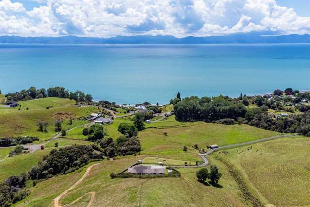 1801 East Coast Road Whakatiwai_2