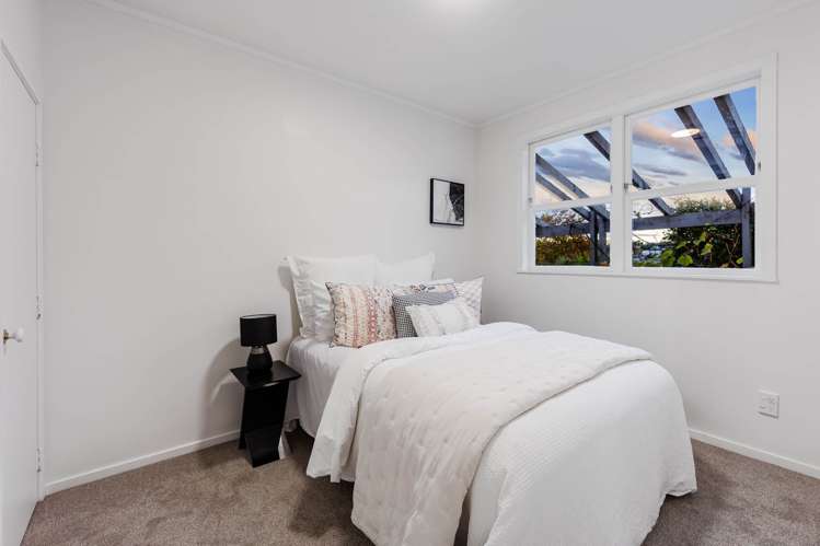 26 Cheval Drive Totara Vale_9