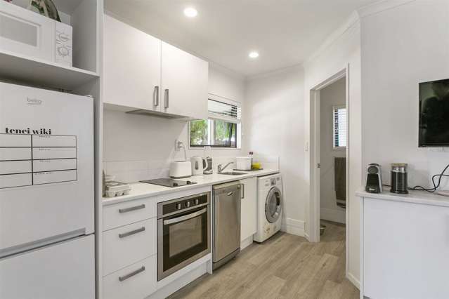 7 Minaret Drive Bucklands Beach_2