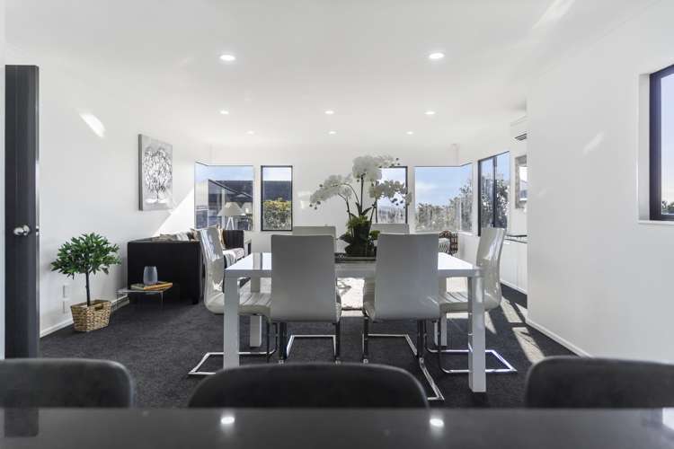 13 Arrowsmith Drive Clover Park_6