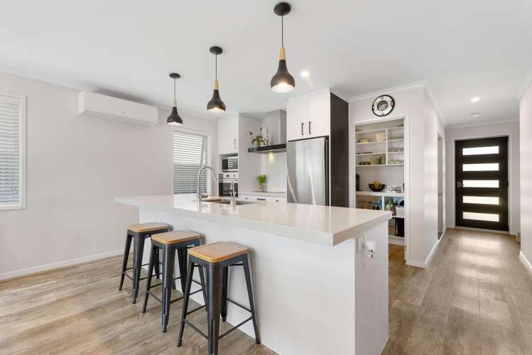 27 Te Hou Hou Crescent Papamoa Beach_13