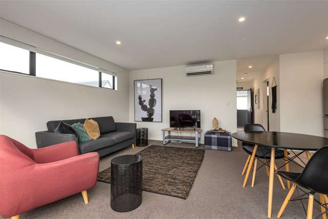 6/11 Exeter Street Merivale_2