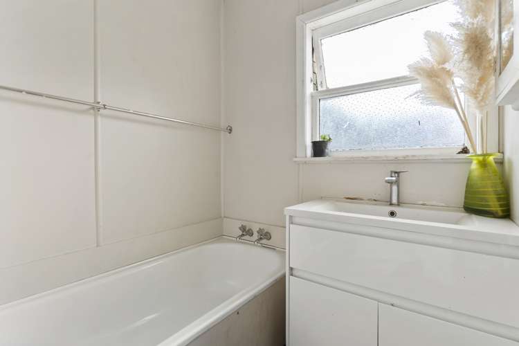 38 Holland Street Pukekohe_5