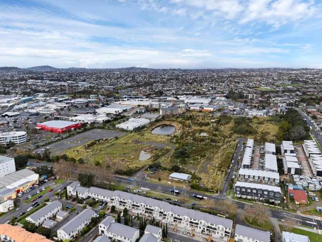 29 Crown Lynn Place New Lynn_2