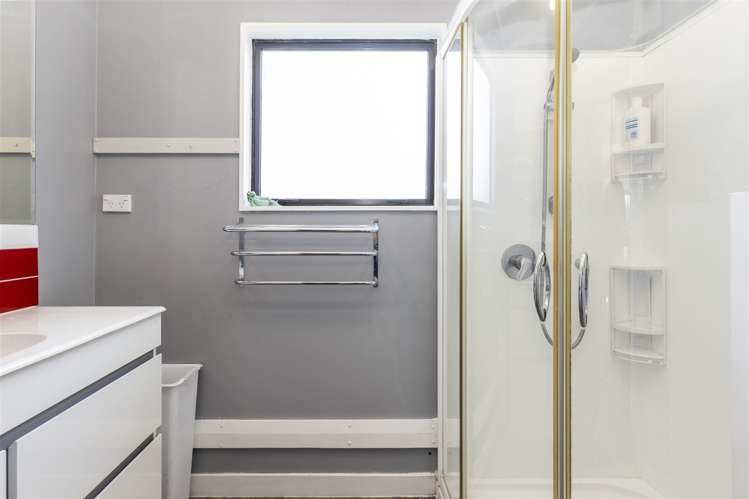 3 Titoki Street Rarangi_12