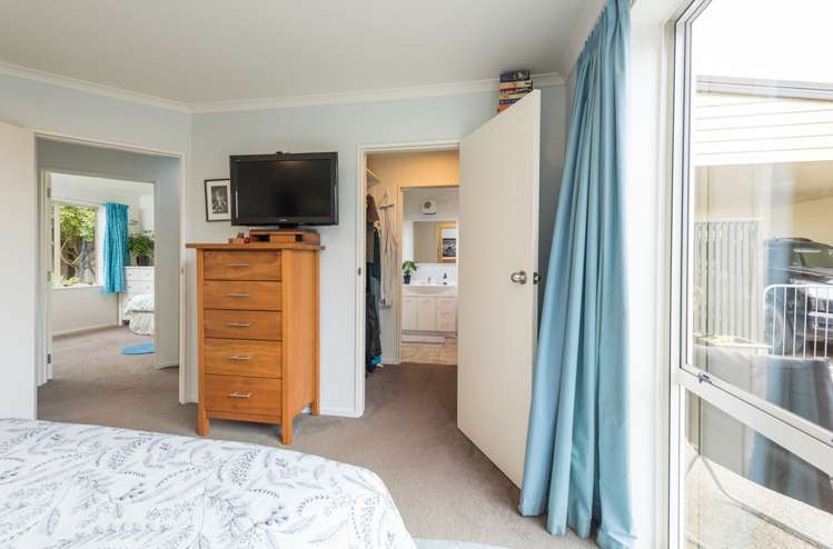 55 Lord Auckland Road Wakefield_10