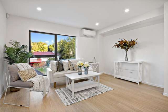 1d Stephen Lysnar Place Hillsborough_3