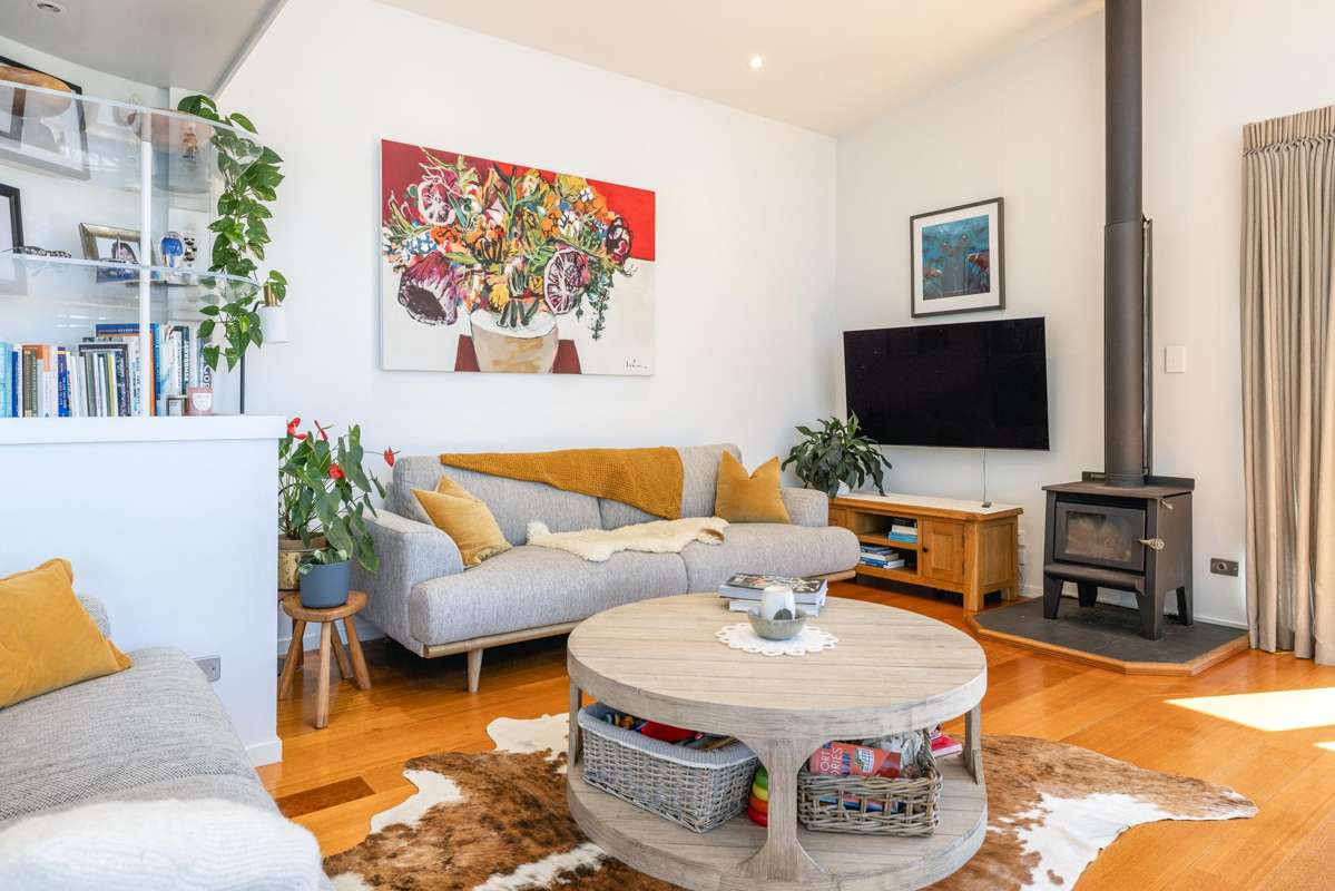 54 Hekerua Road_4