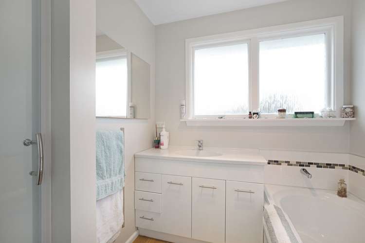 44 Kensington Avenue Mairehau_13