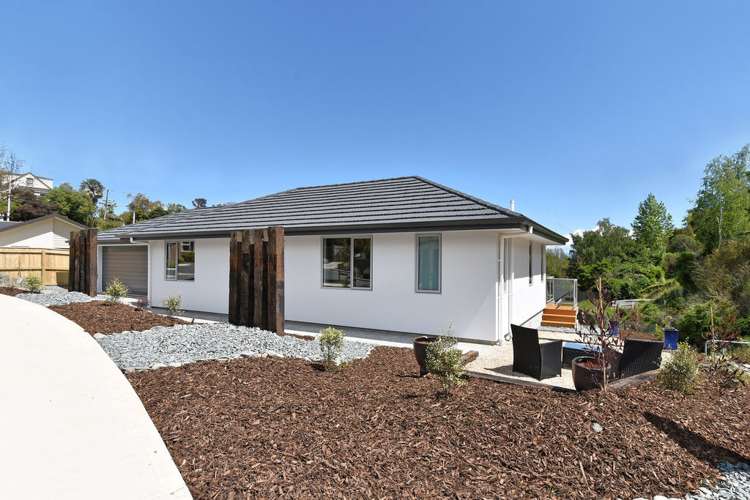 8 Olivias Place Stoke_1