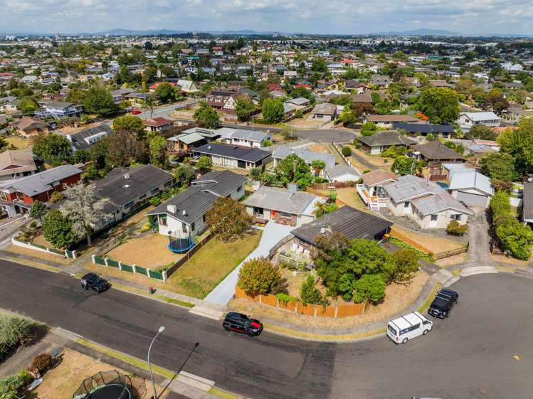 9 Vincent Place Dinsdale_3