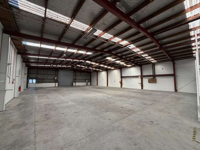 Excellently Positioned Industrial  Warehouse