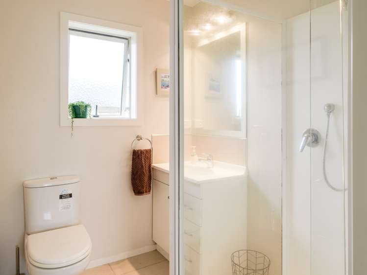 9 Sterling Park Lytton West_14