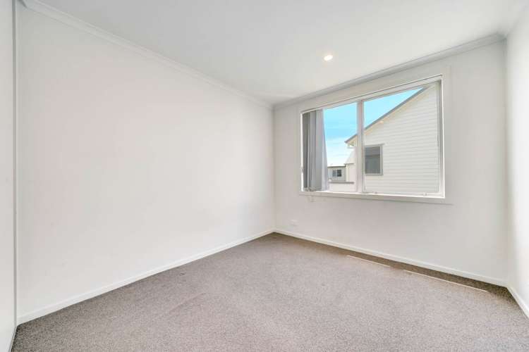 31 Hollowout Street Takanini_12