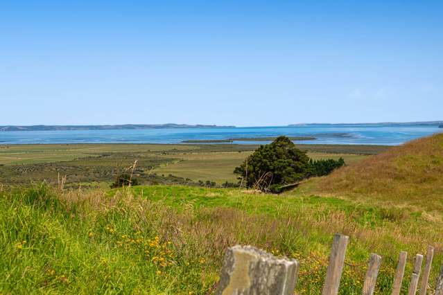 3390C Kaipara Coast Highway Glorit_3