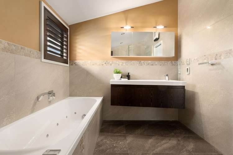 154 Carter Road Oratia_21