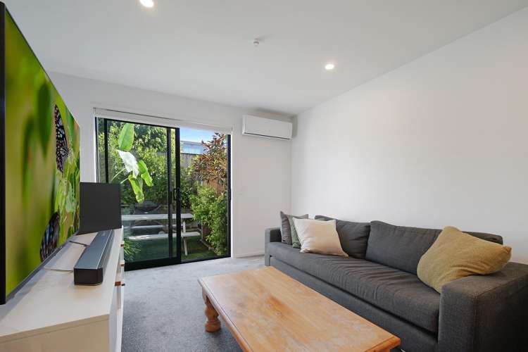 10/24 Yeovil Street 1801_3