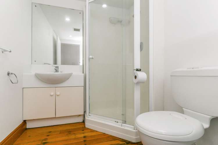 2/12 East Street Auckland Central_6