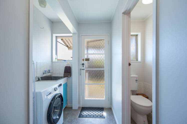 2/26 Exeter Street Stoke_11