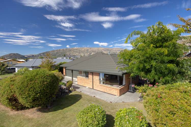 223 Stone Street Wanaka_2
