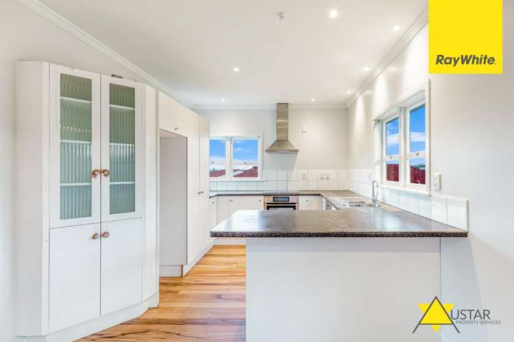 2 Taha Road Te Atatu South_11