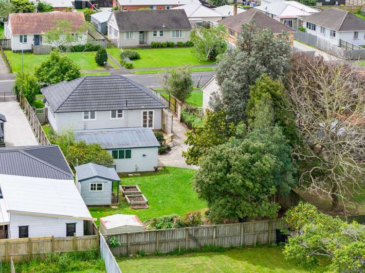 12 Slim Street Bader_23