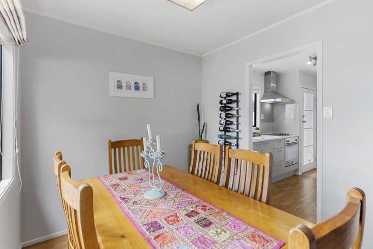 1/20 Glenhaven Place Te Atatu Peninsula_11