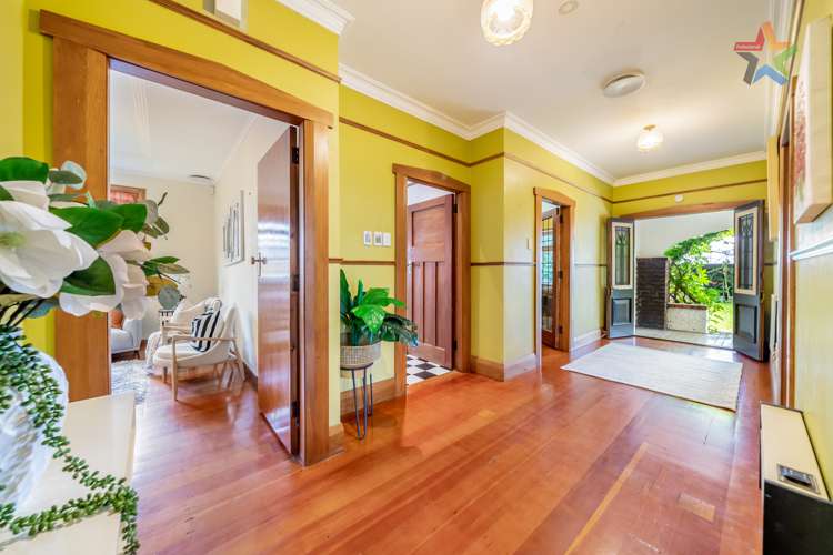 30 Ludlam Crescent Woburn_16