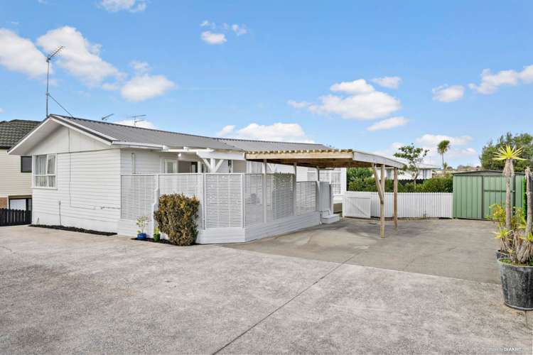 1/20 Gossamer Drive Pakuranga Heights_4