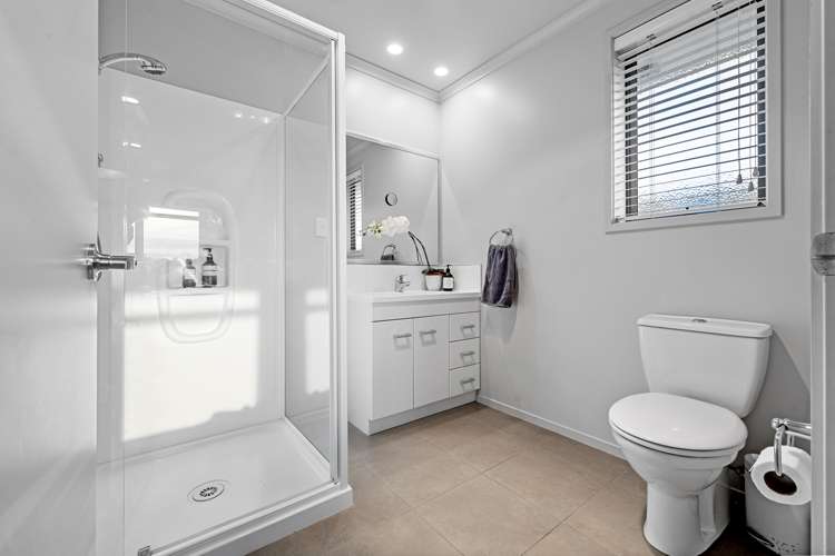 6 Barometer Way Pyes Pa_15