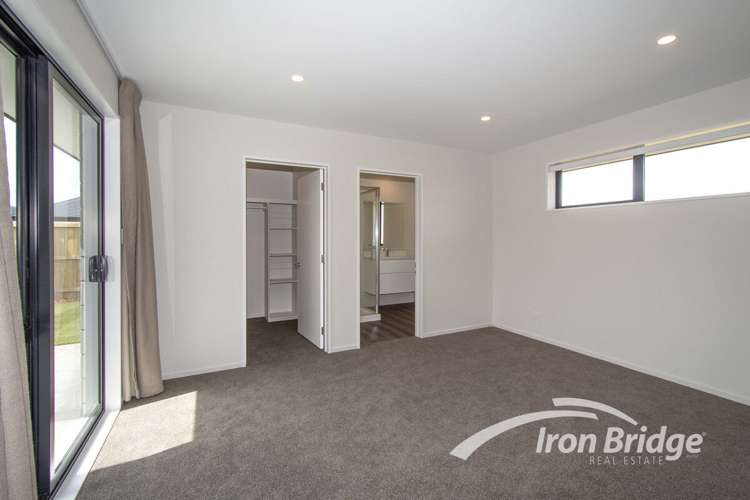 14 Henshaw Street Woodend_7