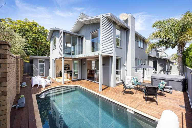 15 Queen Mary Avenue Epsom_1