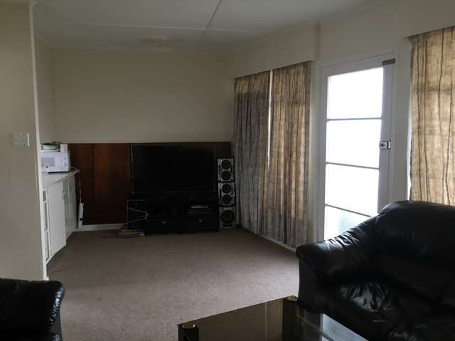 2/18 Ruth Street Manurewa_1