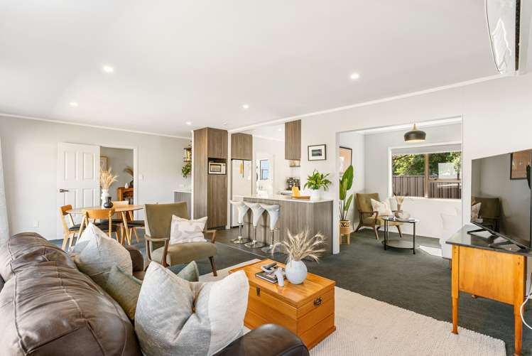 1/14 Butley Drive Farm Cove_5