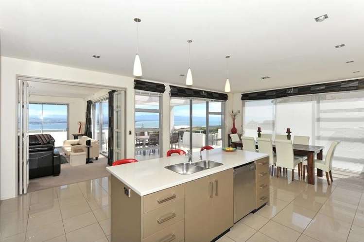 16 Zeehaen Place Britannia Heights_7