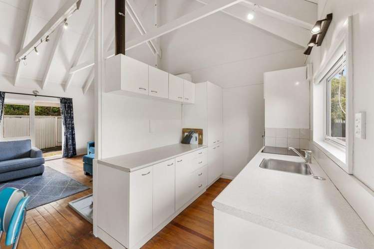  7 Annabell Grove Haywards_11