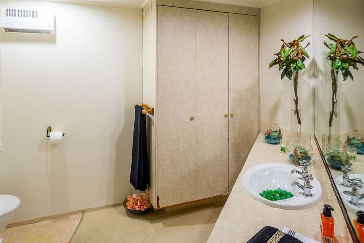 11/32 Hobson Street Thorndon_9