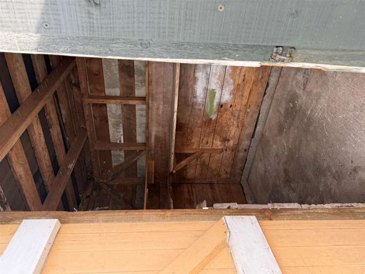 16 Monro Street Cobden_24