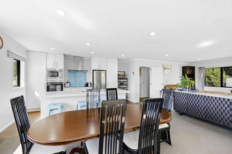 16A Sunstone Crescent Brown Owl_6