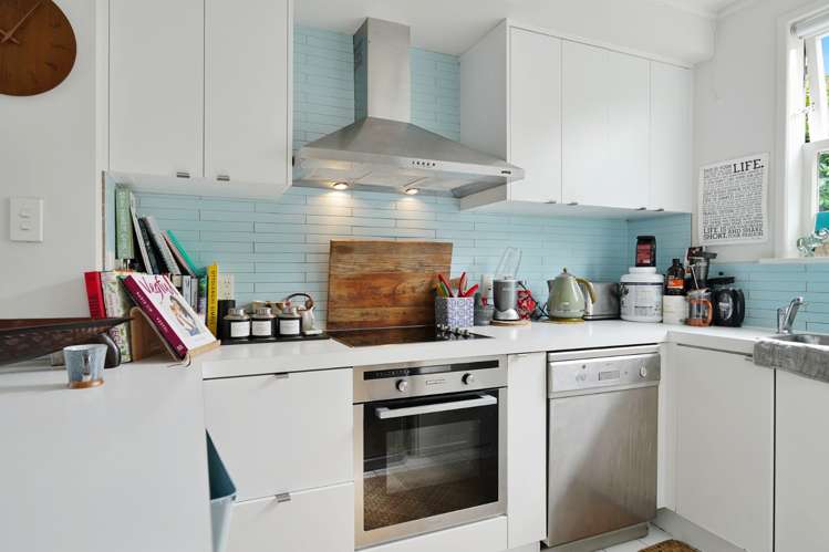 4/27 Piccadilly Place Kohimarama_5