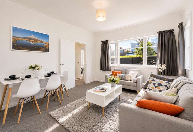 1/62 Hillcrest Road Papatoetoe_2