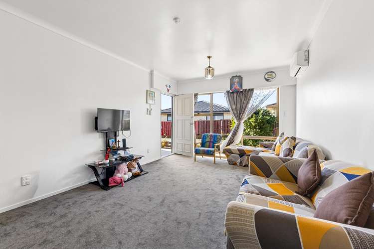 2/238 Shirley Road_2