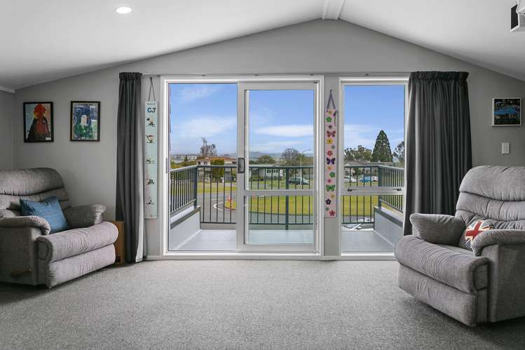 2/134 Roberts Street Taupo_8