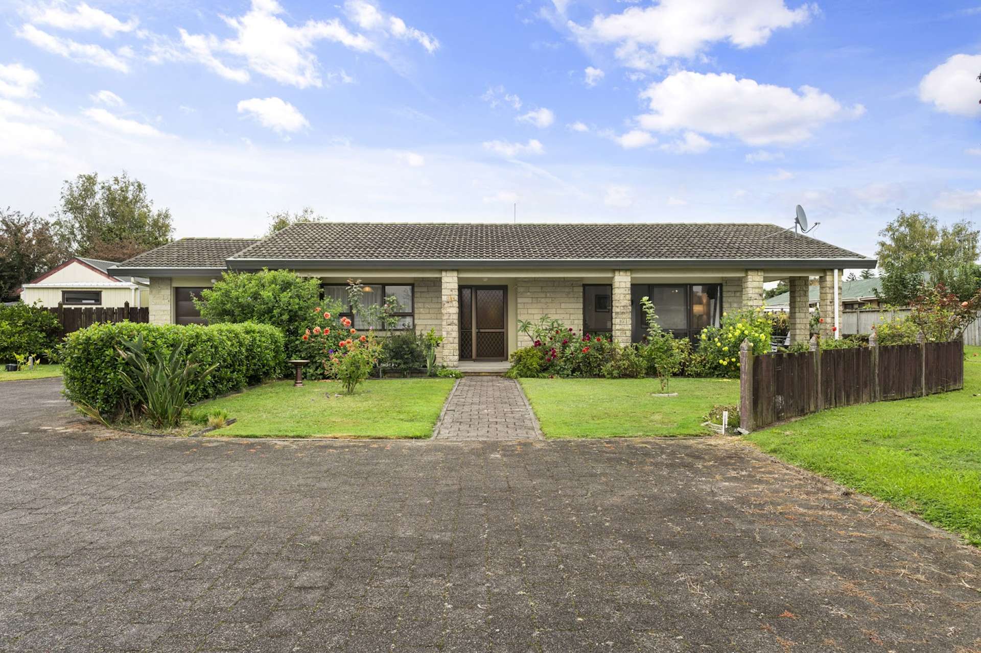 14 Conrad Place Leamington_0